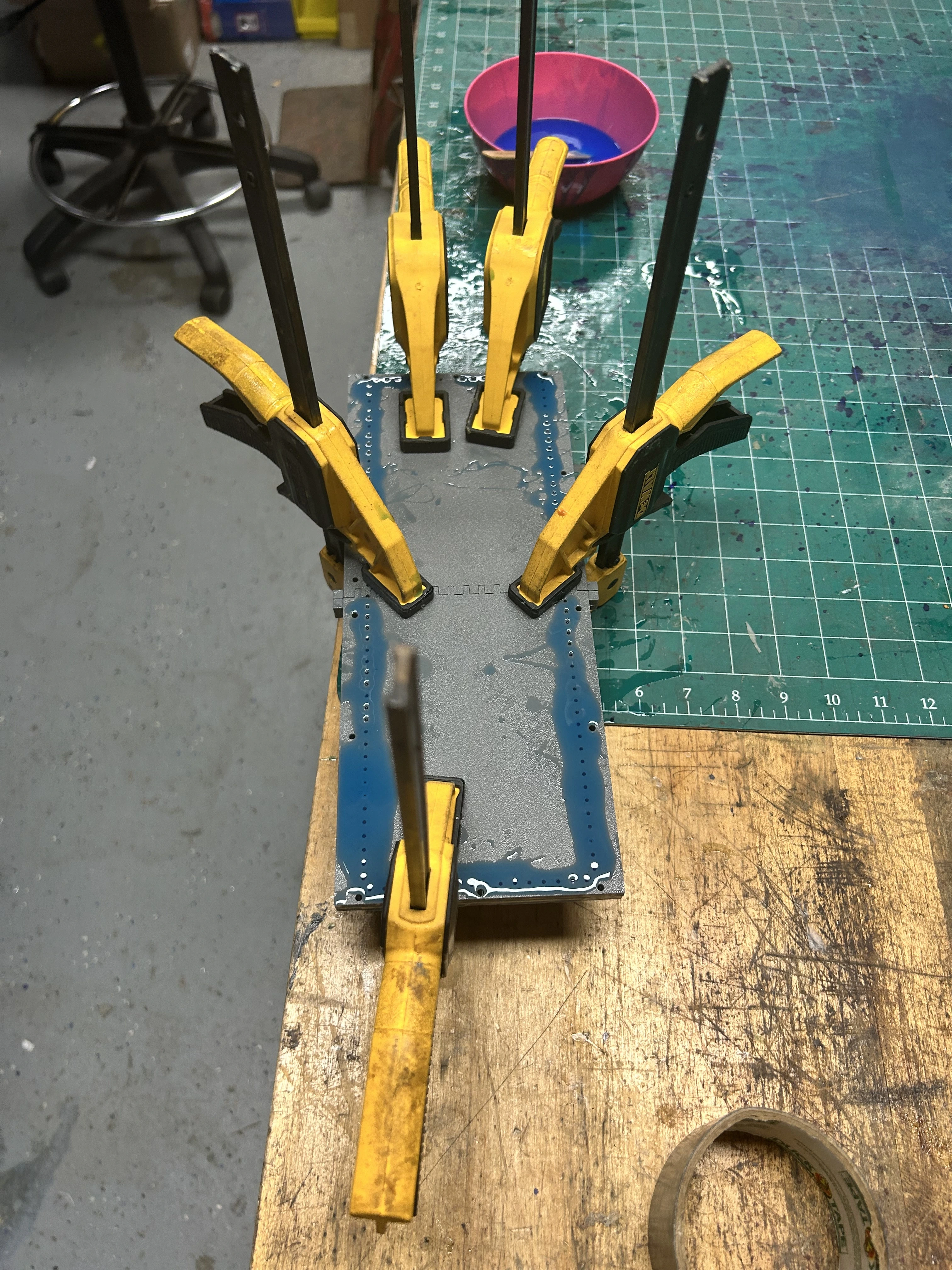 the mold fully clamped and everything